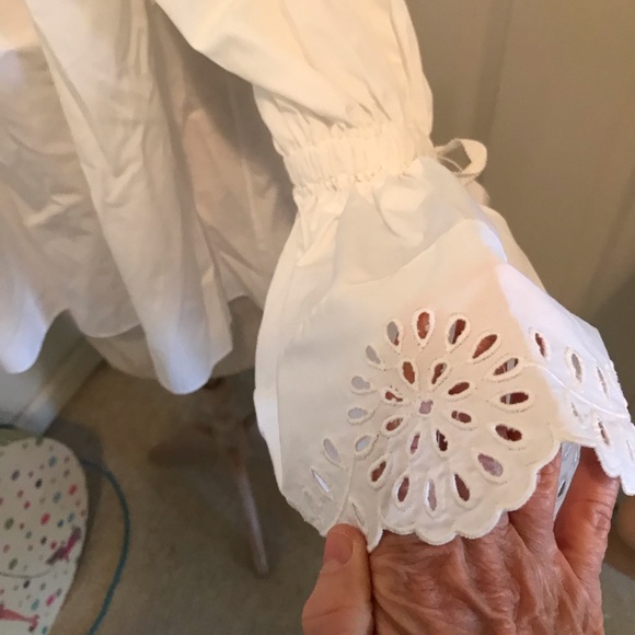 Alexander McQueen top runway item white size 36 bullet remains inside $1090 - Picture 12 of 14